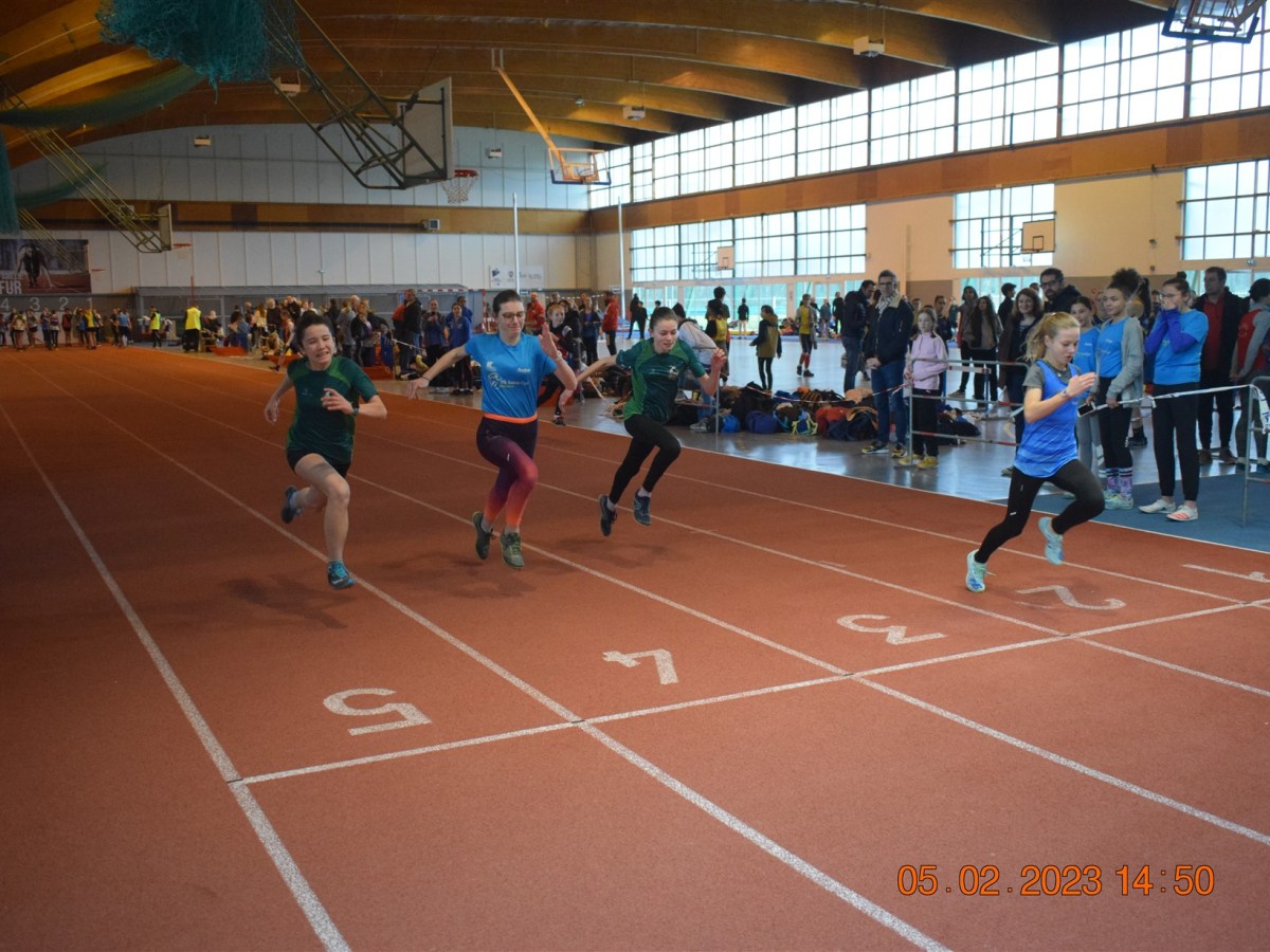 1 février, Championnats départementaux de Triathlons en salle, U14 et U16 , Vouneuil sous&nbsp;Biard